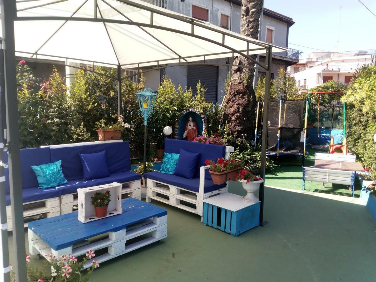 马斯卡利Beb I Delfini Di Casa Paola住宿加早餐旅馆 外观 照片